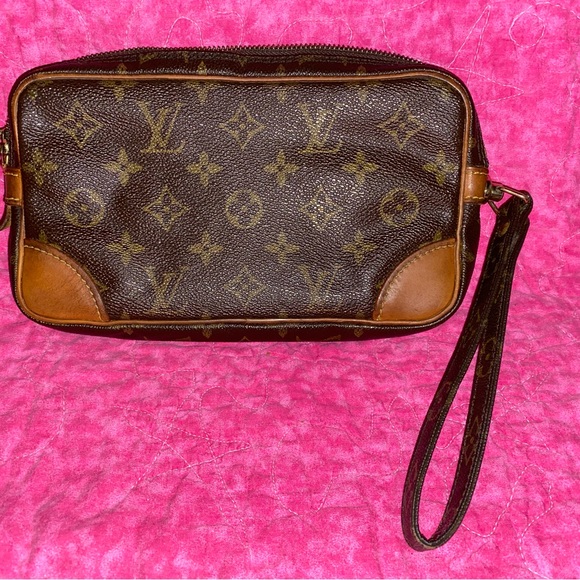 Louis Vuitton Bags Authentic Louis Vuitton Marly Leather Clutch